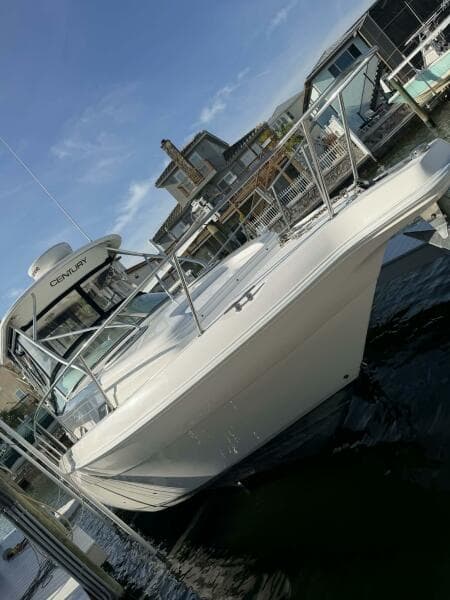 2007 Century 3200 WA