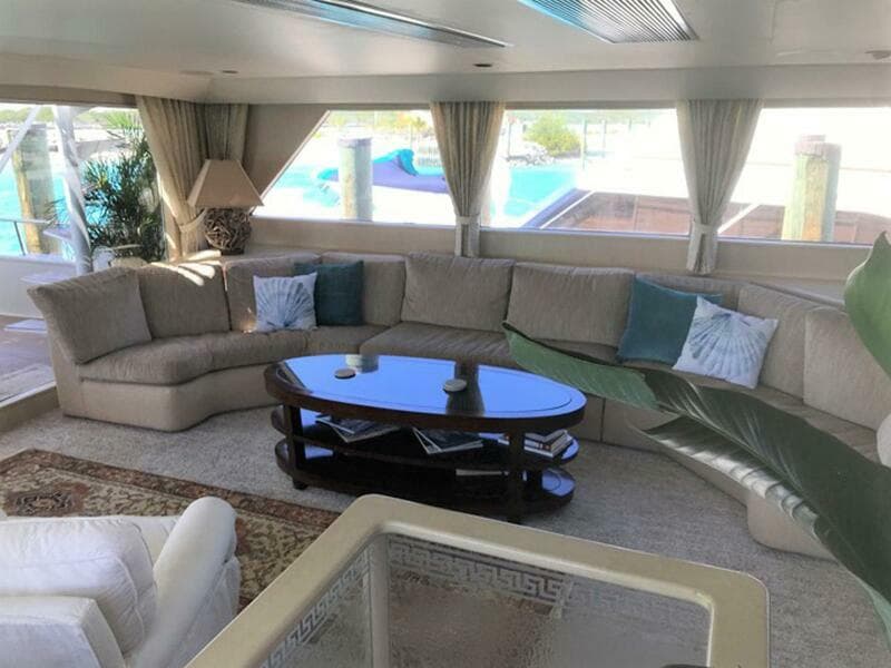 Salon To Port  