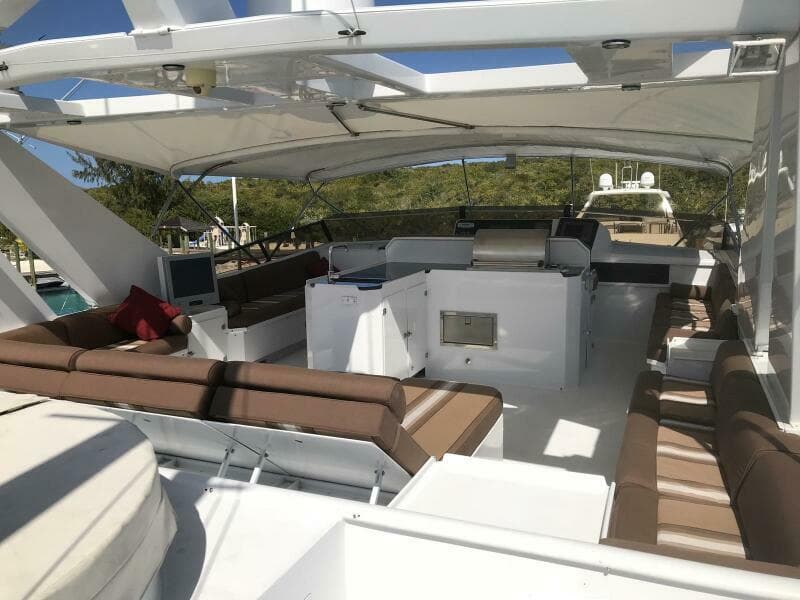 Flybridge Looking Forward 