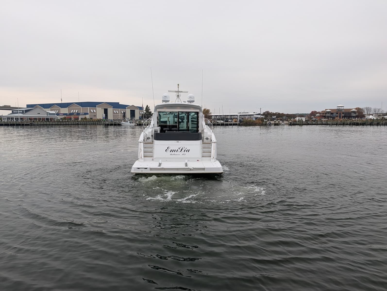 2022 Cruisers Yachts 54 Cantius