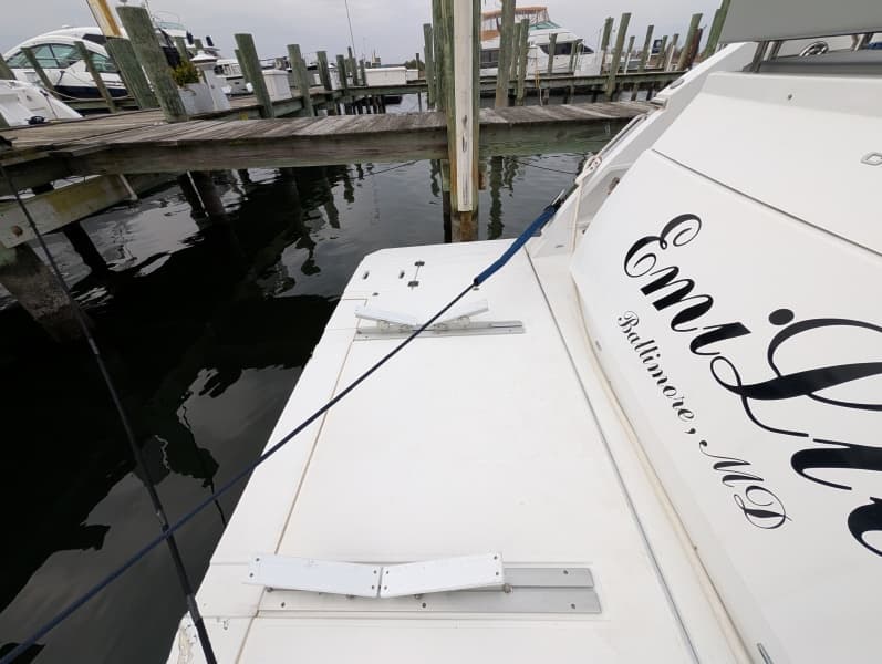 2022 Cruisers Yachts 54 Cantius