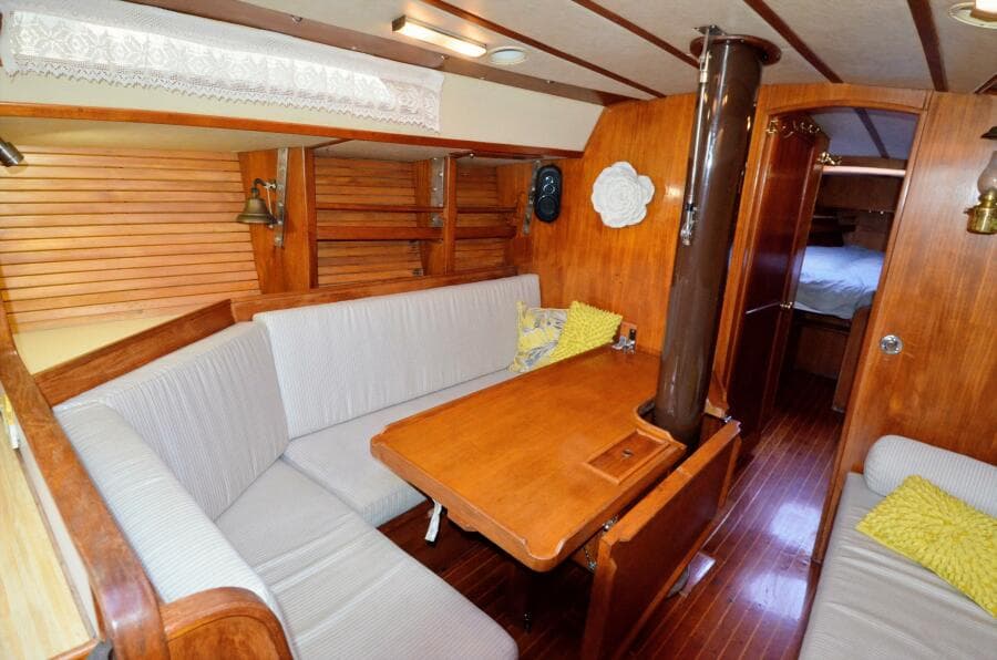 1983 Nordic 44