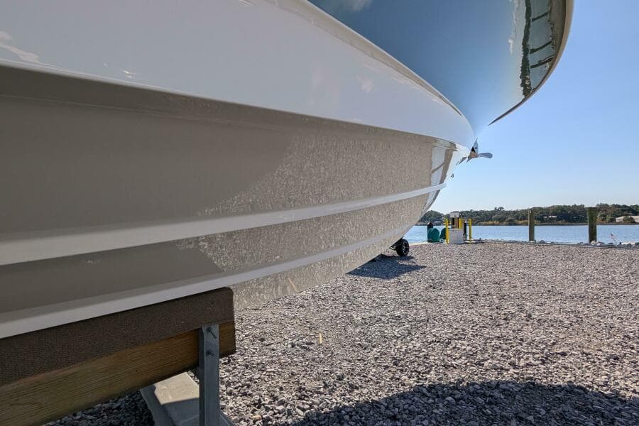 2024 Boston Whaler 350 Realm
