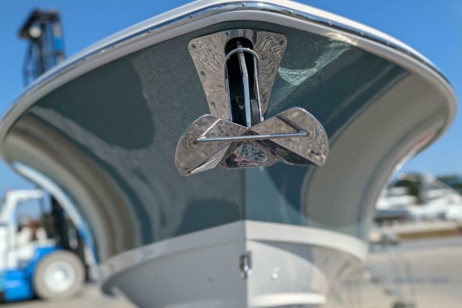 2024 Boston Whaler 350 Realm