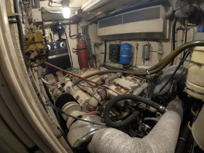 1987 Hatteras 54MY