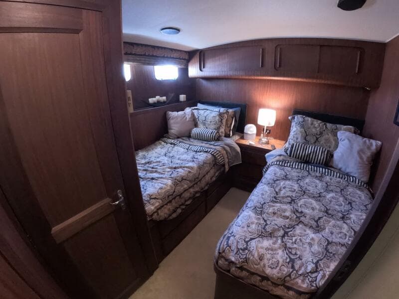 1987 Hatteras 54MY