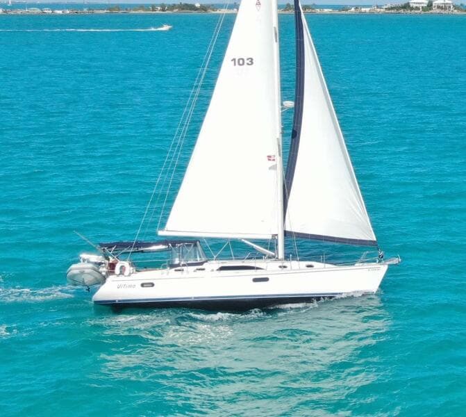 2015 Catalina 445
