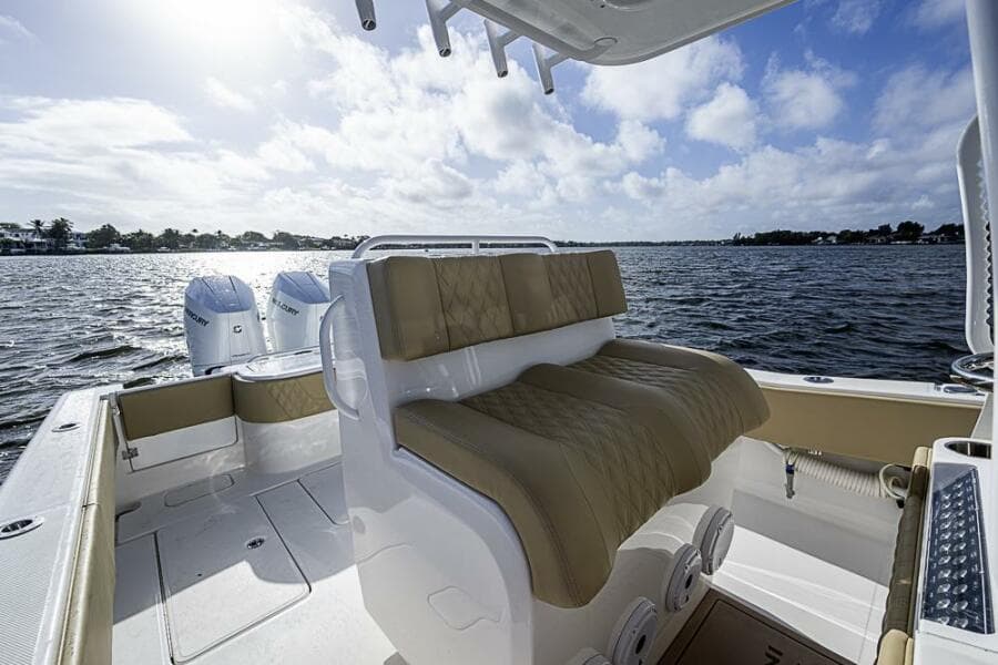 2023 Invincible 33 Open Fisherman
