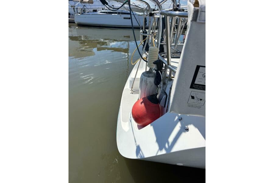 2006 Catalina 320