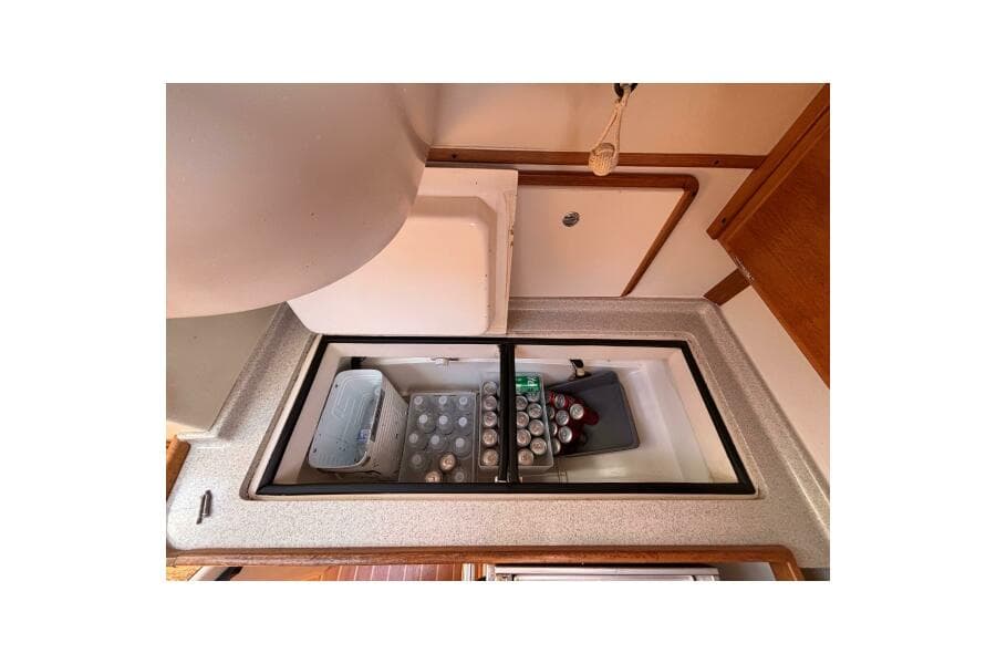 2006 Catalina 320