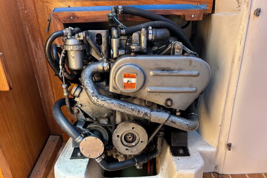 2006 Catalina 320