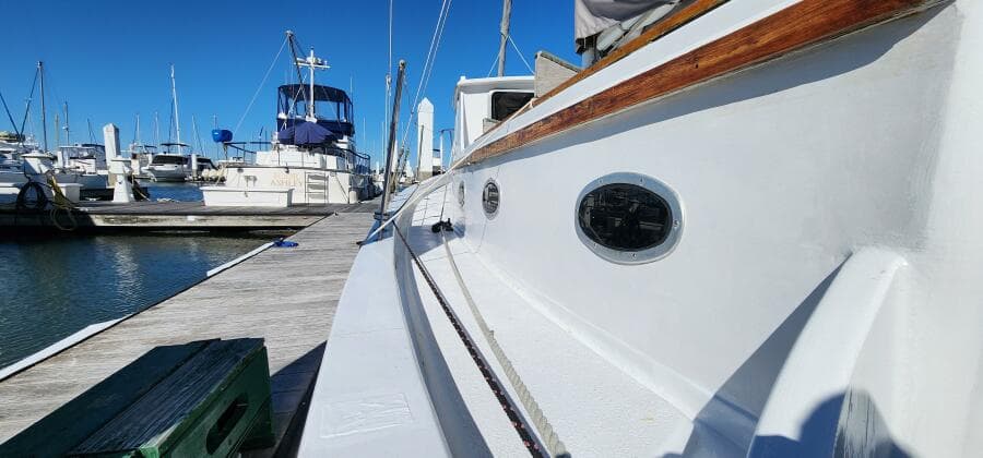 1996 Tillotson-Pearson Motorsailer 32