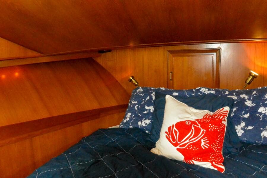 Master stateroom port 