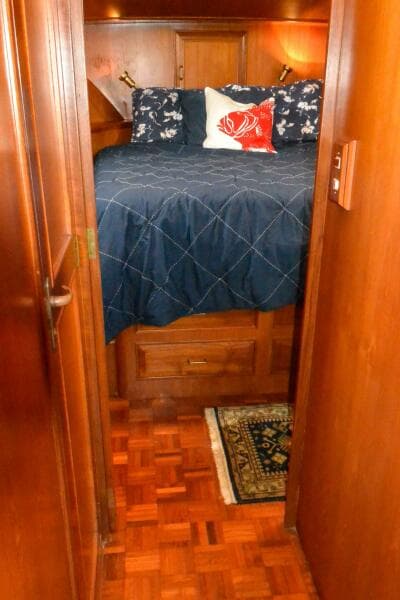 Master stateroom forward 