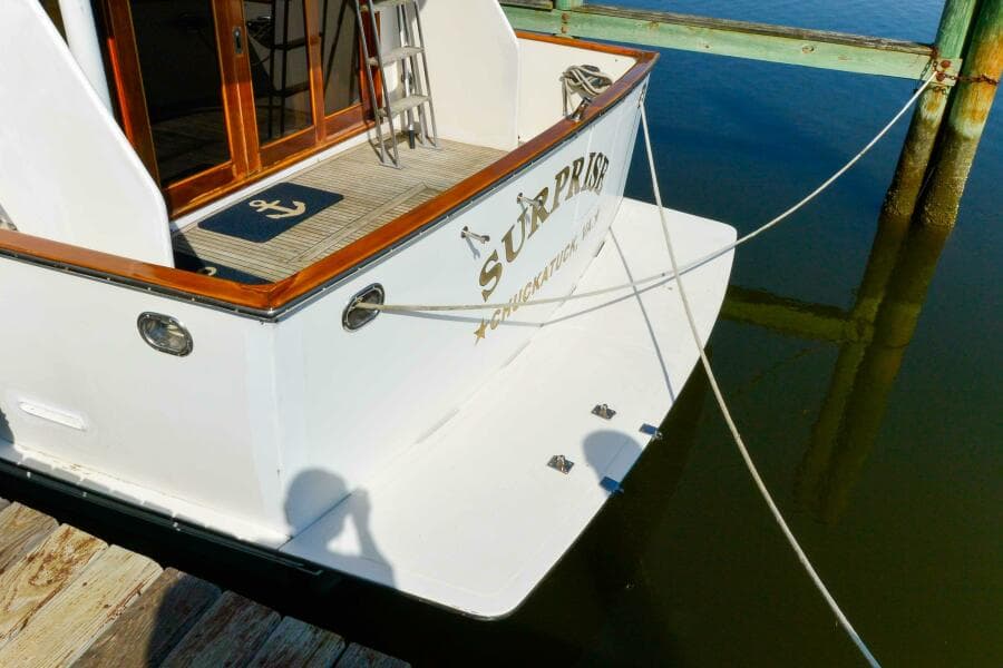 50' Ocean Alexander swim platform 