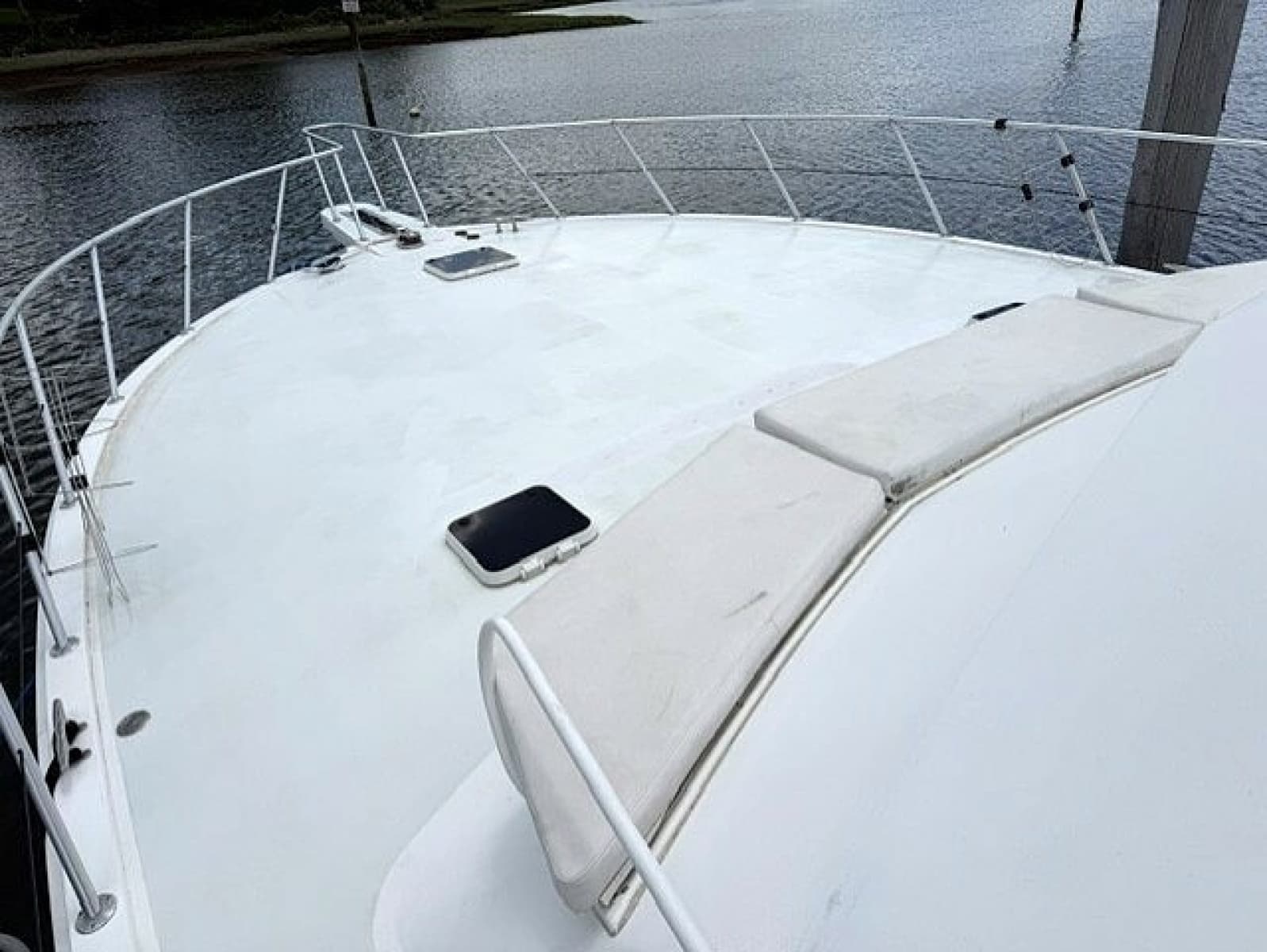 1998 Viking Motor Yacht