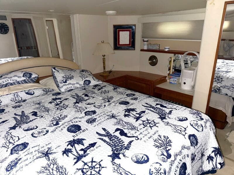 1998 Viking Motor Yacht