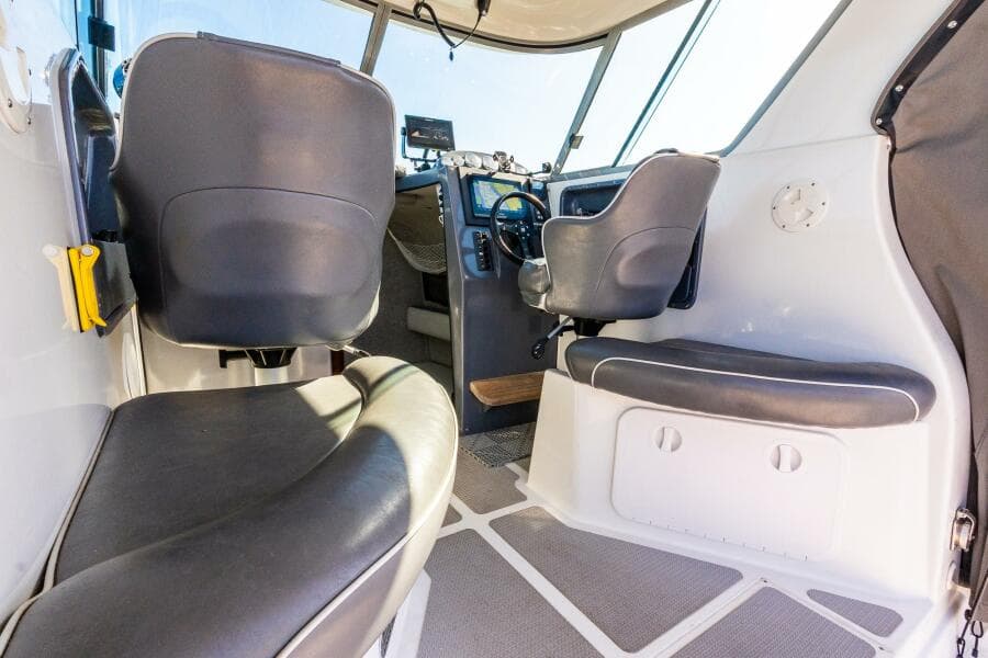 2002 Protector 410 Targa