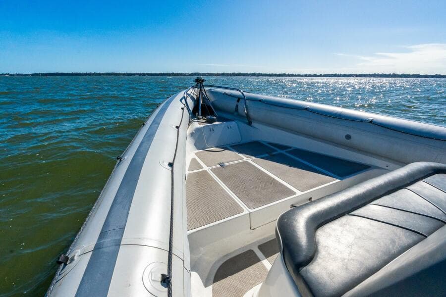 2002 Protector 410 Targa