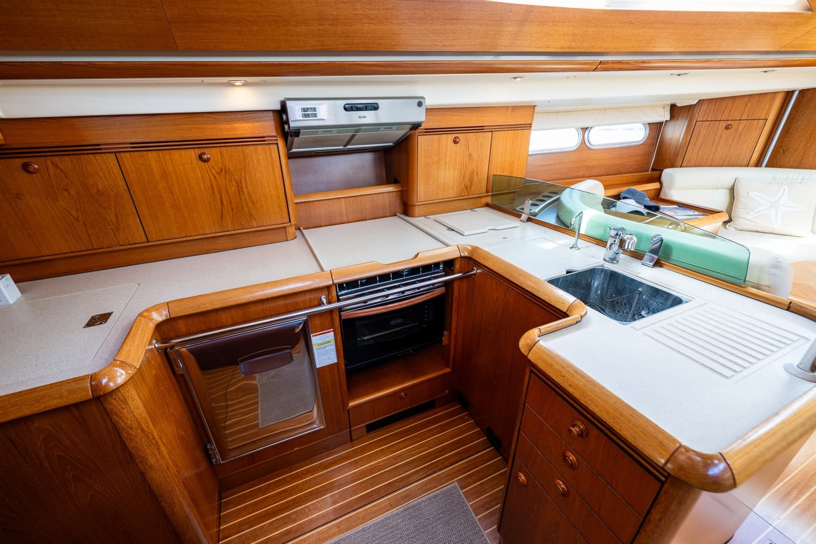2009 Jeanneau 54DS