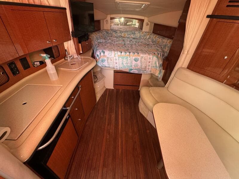 2002 Sea Ray 320 Sundancer