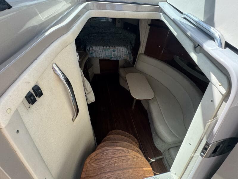 2002 Sea Ray 320 Sundancer