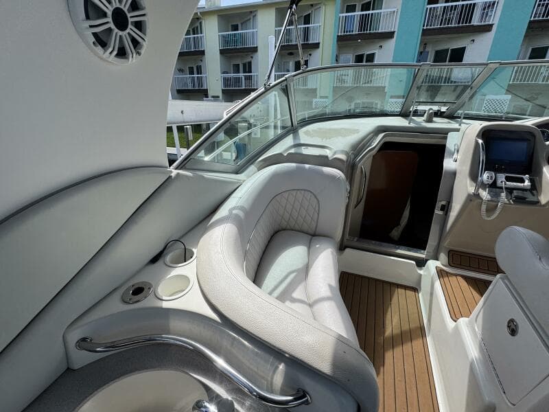 2002 Sea Ray 320 Sundancer