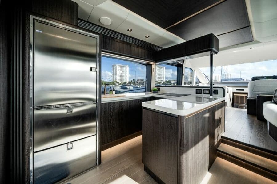2024 Galeon 560 FLY