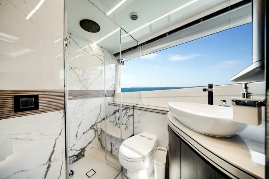 2024 Galeon 560 FLY
