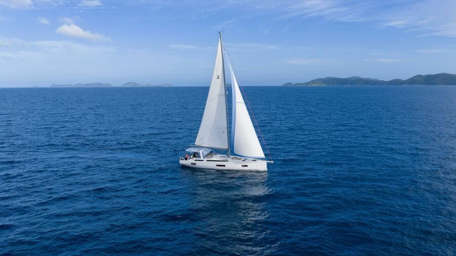 2024 Beneteau Oceanis Yacht 54