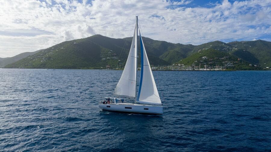 2024 Beneteau Oceanis Yacht 54