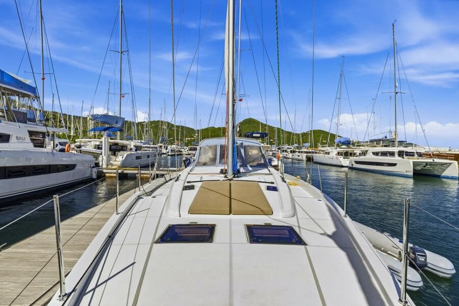 2024 Beneteau Oceanis Yacht 54