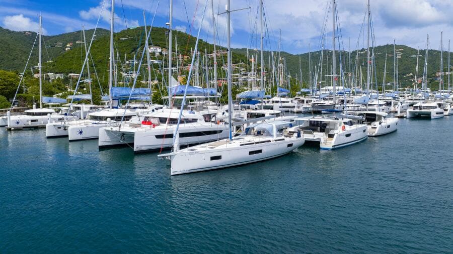 2024 Beneteau Oceanis Yacht 54