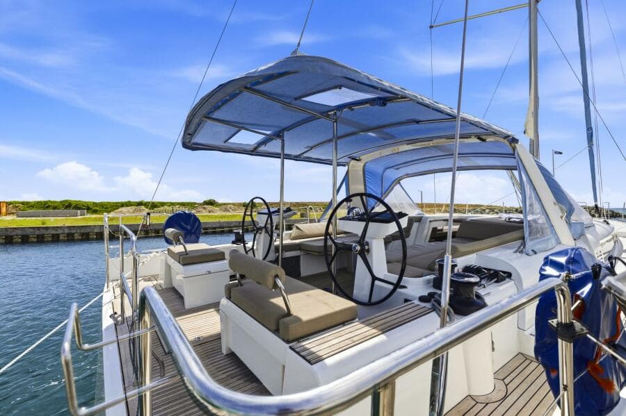2024 Beneteau Oceanis Yacht 54