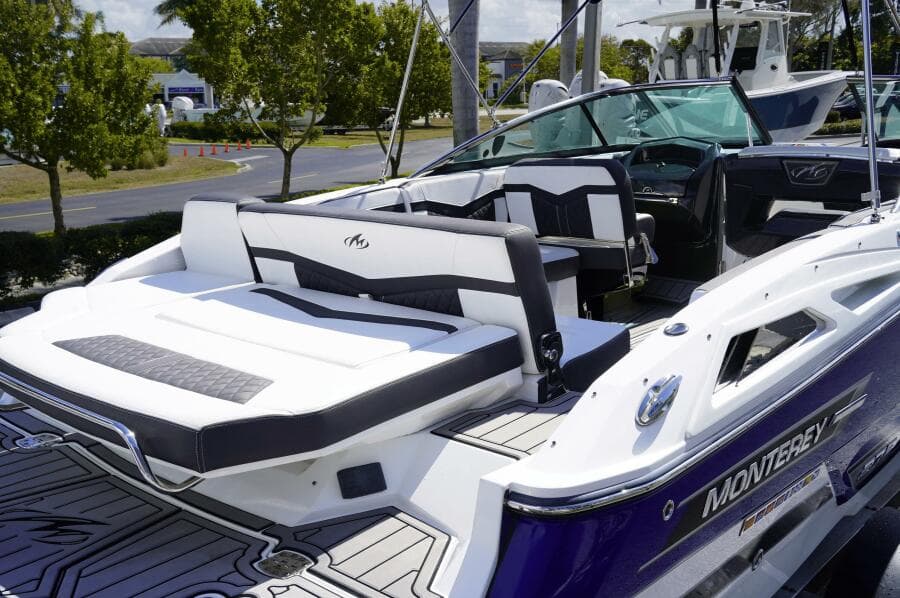 2023 Monterey 275SS