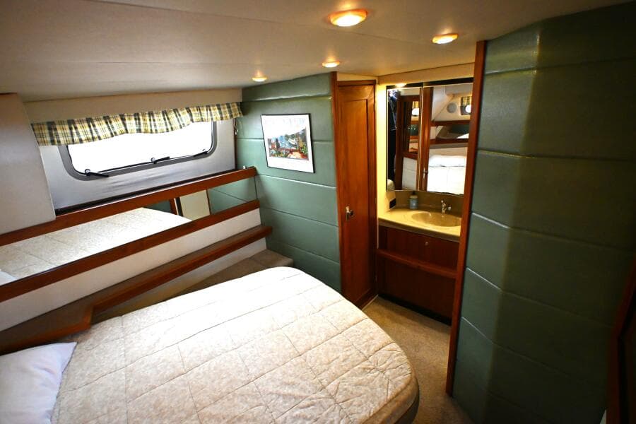 1996 Bayliner 4087 Aft Cabin Motoryacht