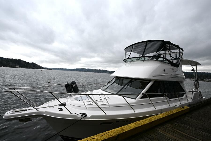 1996 Bayliner 4087 Aft Cabin Motoryacht