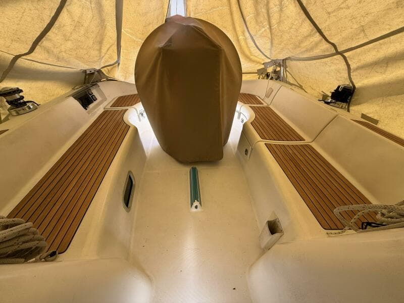 2000 Beneteau 361