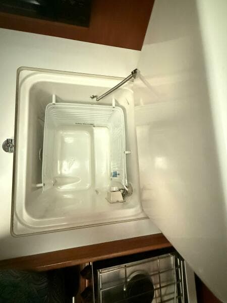2000 Beneteau 361