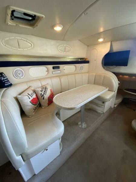 2000 Rinker 