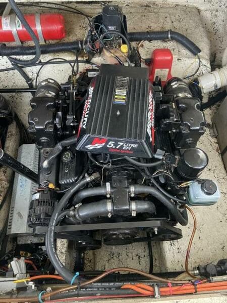 2000 Rinker 