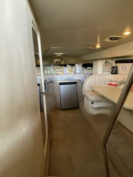 2000 Rinker 