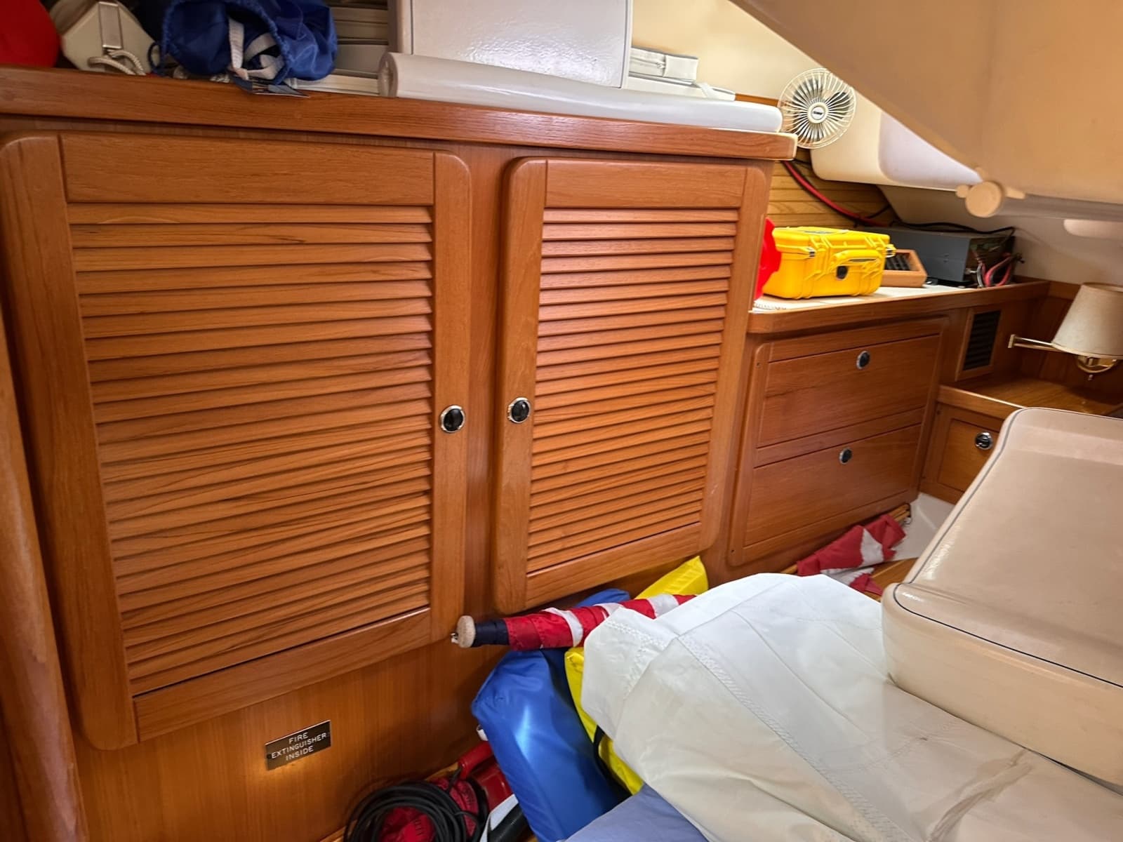 2002 Catalina 470