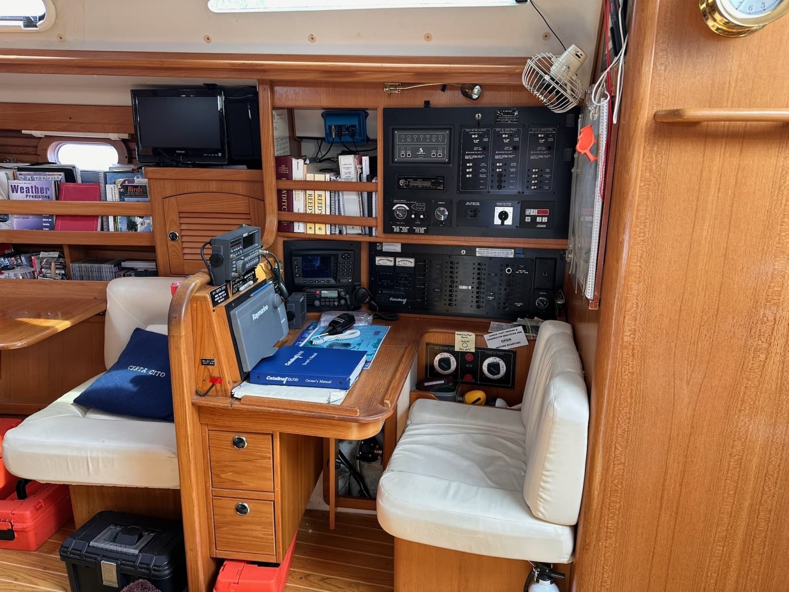 2002 Catalina 470