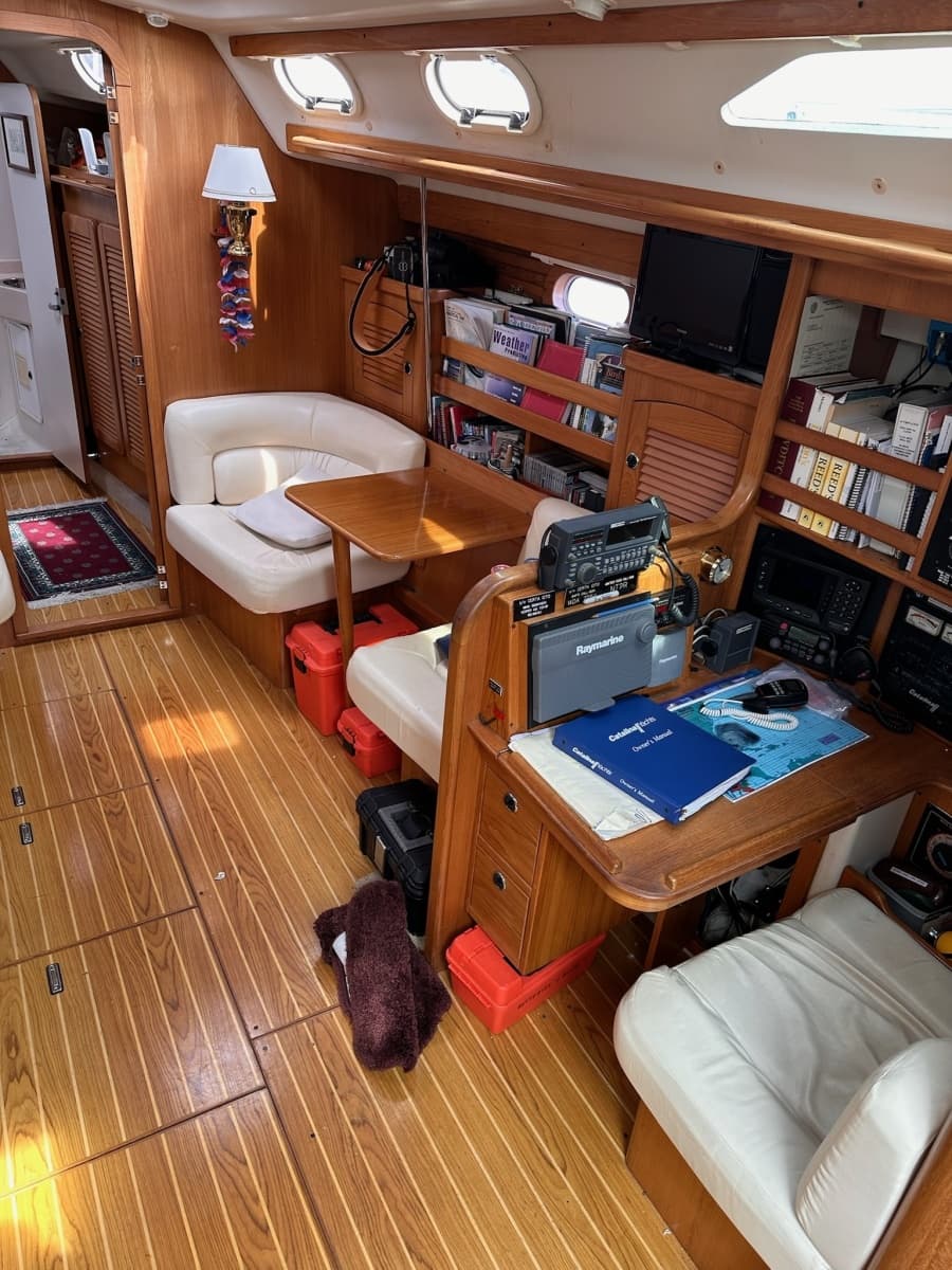 2002 Catalina 470