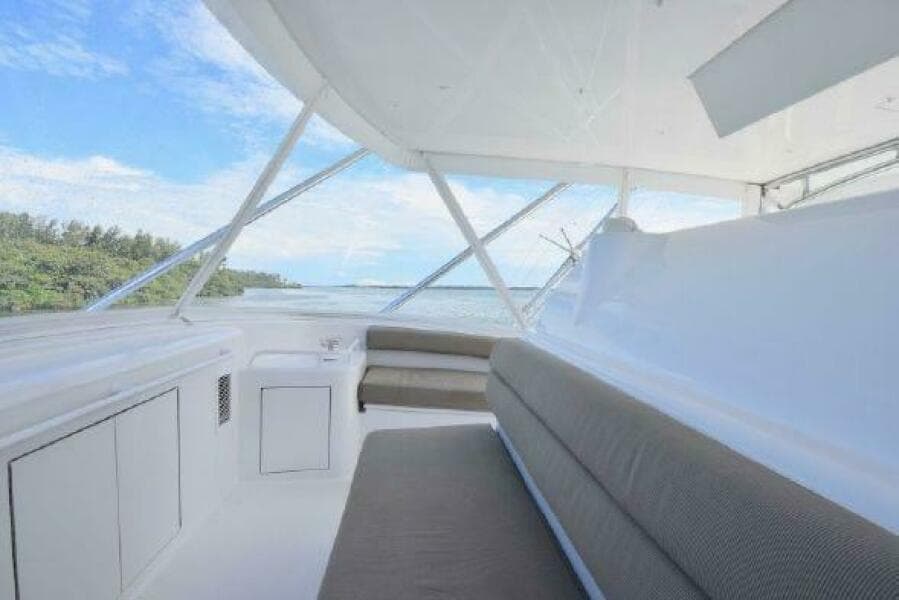 2013 Hatteras GT54