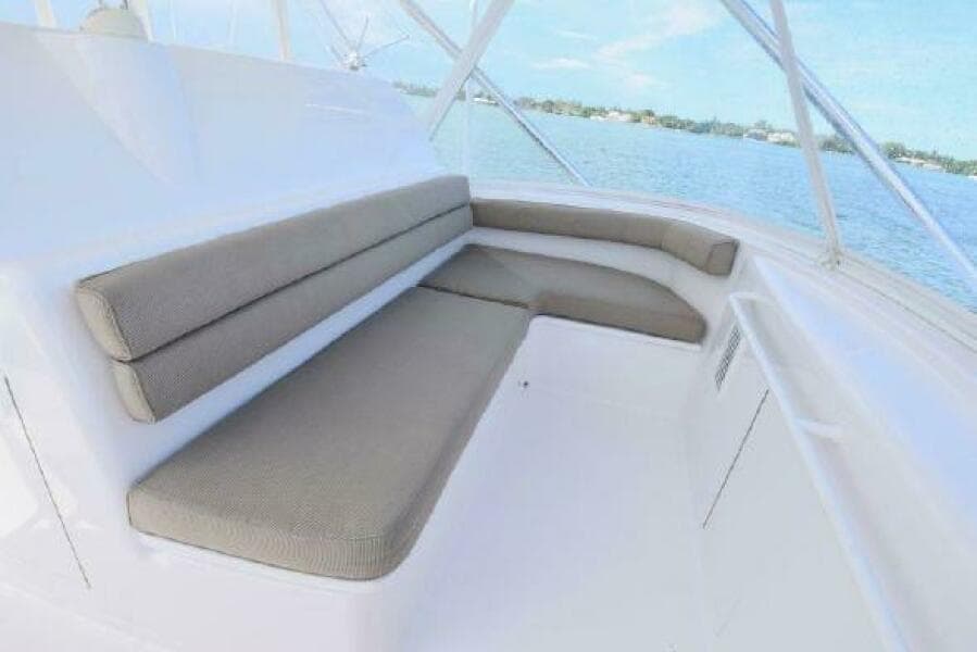 2013 Hatteras GT54