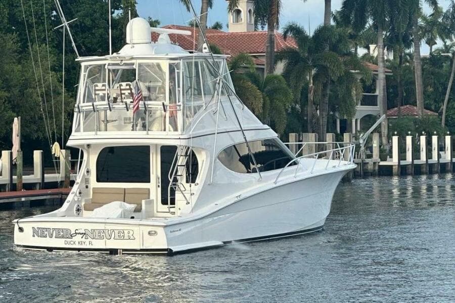 2013 Hatteras GT54