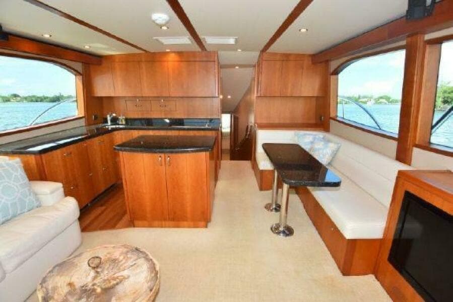 2013 Hatteras GT54
