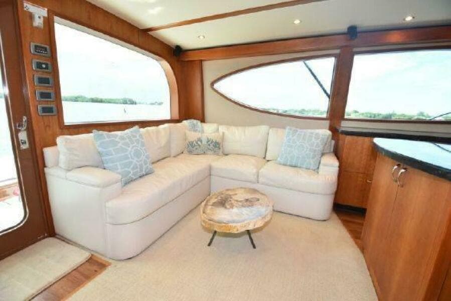 2013 Hatteras GT54
